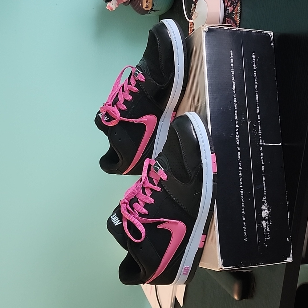 Nike Air Prestige - Picture 2 of 7